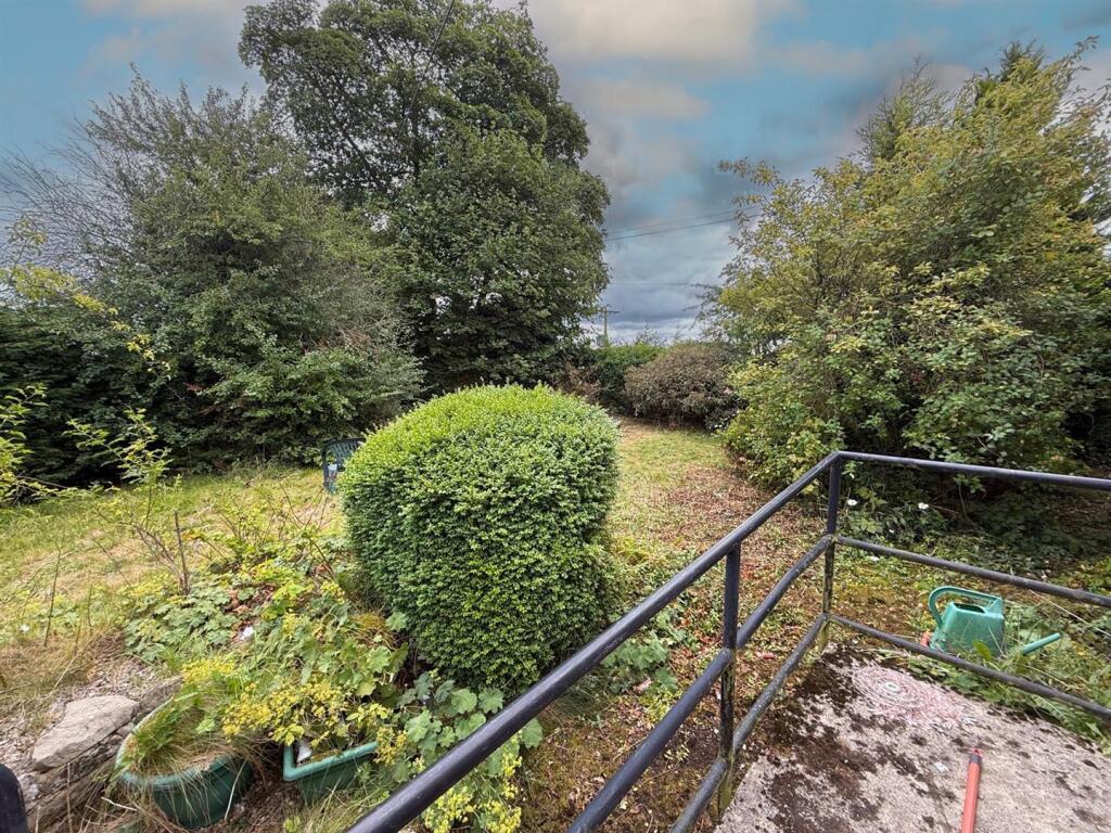 Additional image 16 of High Brunthwaite, Silsden,