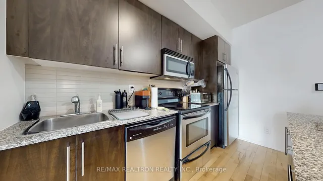 Additional image 20 of 55 Bremner Blvd Unit 1202