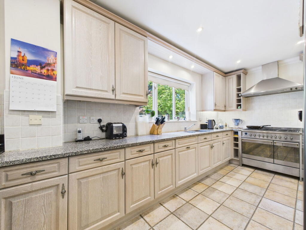 Additional image 18 of Convent Gardens, Findon Village, BN14 0RZ