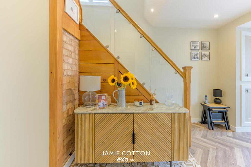 Additional image 4 of Hollybank Grove, Halesowen, B63 1BT