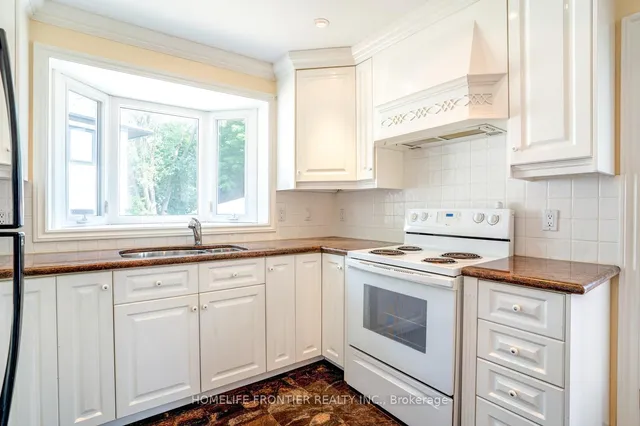 Additional image 17 of 23 Henley Cres