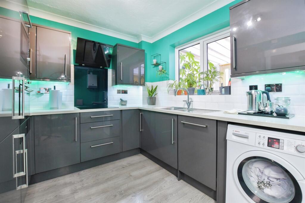 Additional image 15 of Fryer Close, Bournemouth