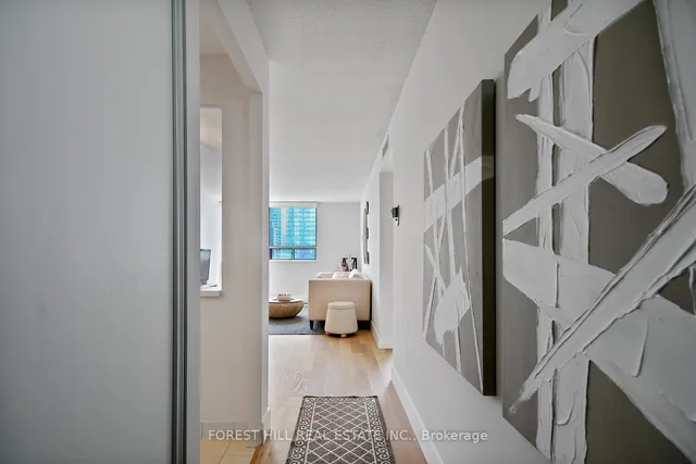Additional image 3 of 914 Yonge St Unit 1604
