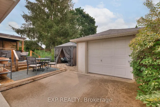 Additional image 37 of 65 Belleview Ave