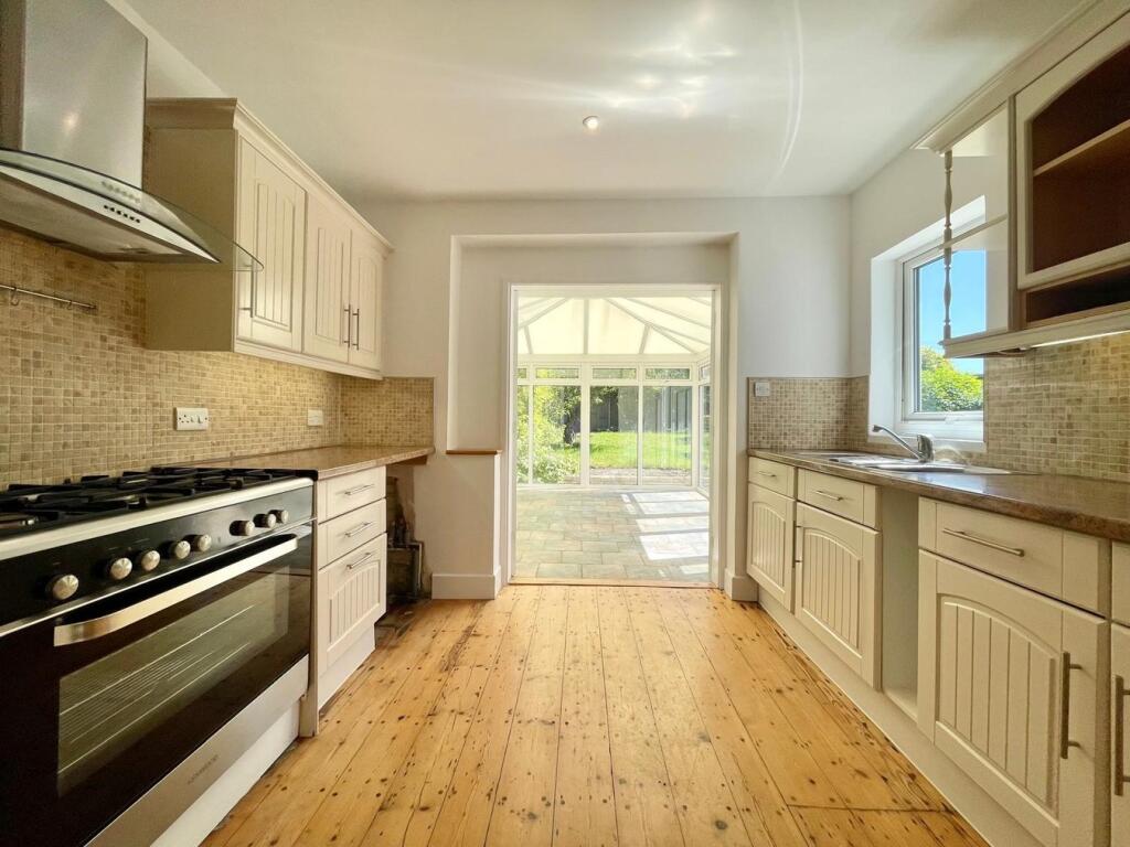 Additional image 8 of Sherwood Avenue, Whitecliff, BH14