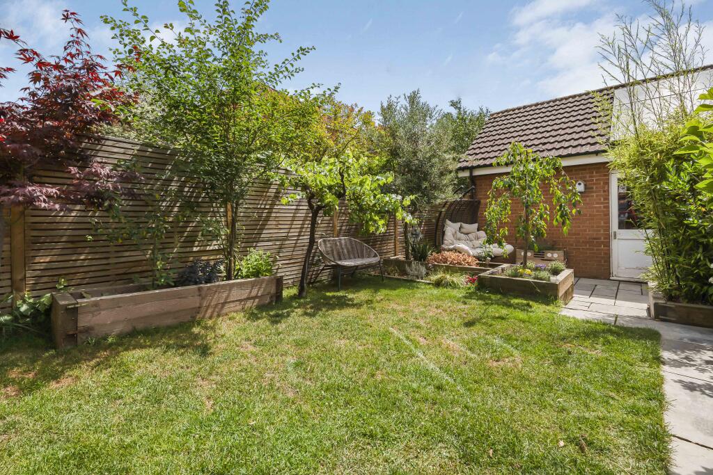 Additional image 24 of Twelve Acres, Welwyn Garden City, Hertfordshire, AL7