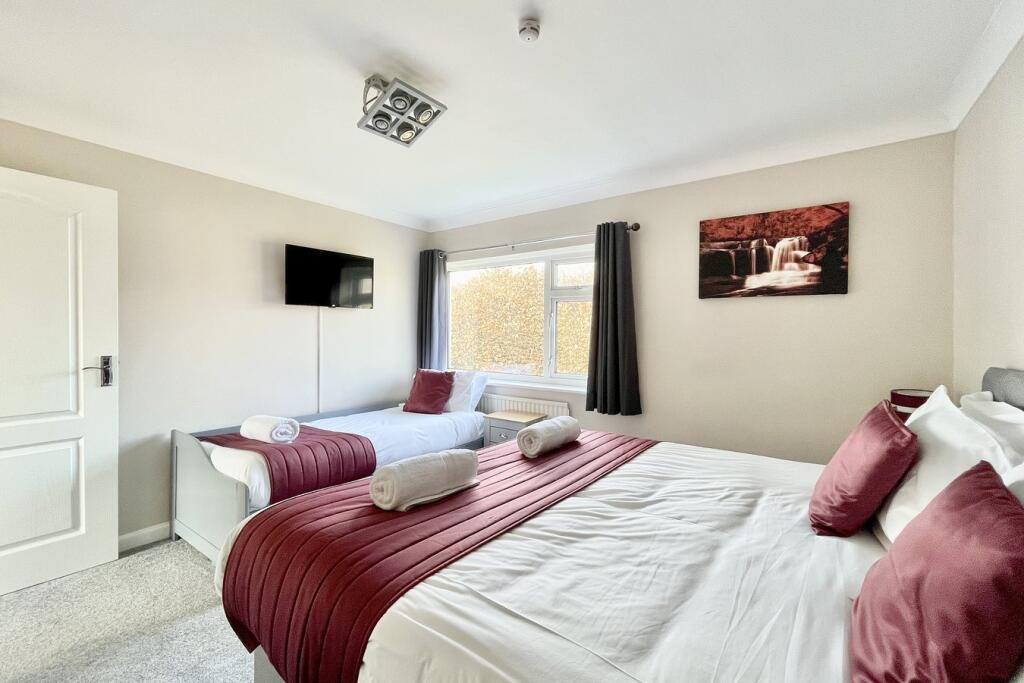 Additional image 18 of Carrbridge Close, Talbot Woods, Bournemouth, BH3