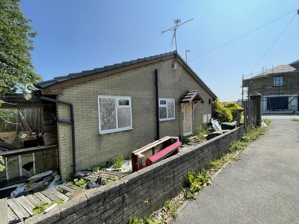 Additional image 3 of 128 Park Lane, Bradford, West Yorkshire, BD5 0LN
