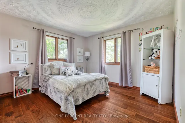 Additional image 32 of 15 MARQUETTE Dr