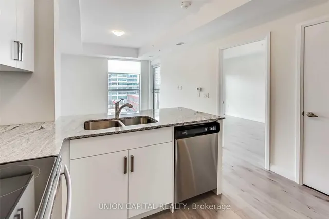 Additional image 19 of 60 Charles St Unit 801
