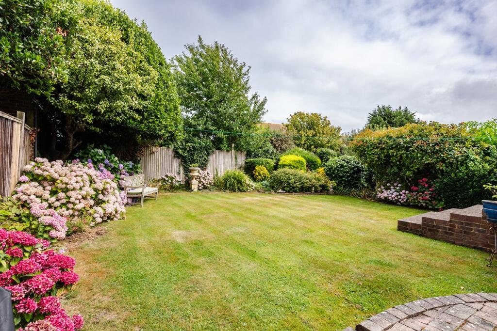 Additional image 19 of George V Avenue, West Worthing, West Sussex, BN11 5RQ