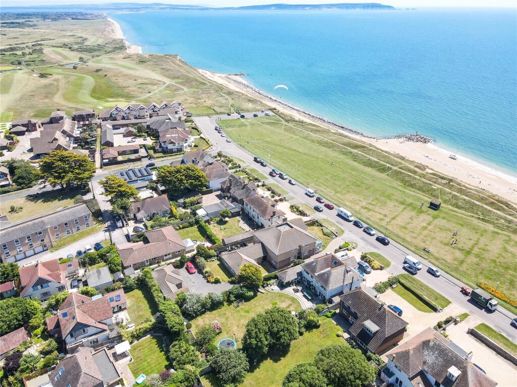 Additional image 31 of Marine Drive East, Barton on Sea, New Milton, Hampshire, BH25