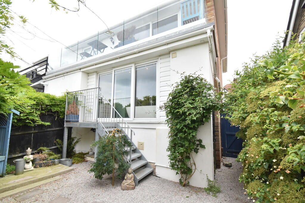 Additional image 20 of Holtview Road, Brighton