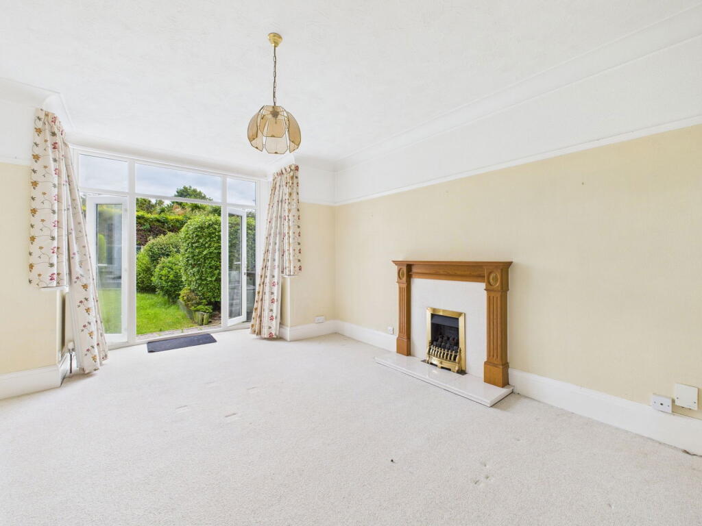 Additional image 2 of Grand Avenue, Worthing, BN11