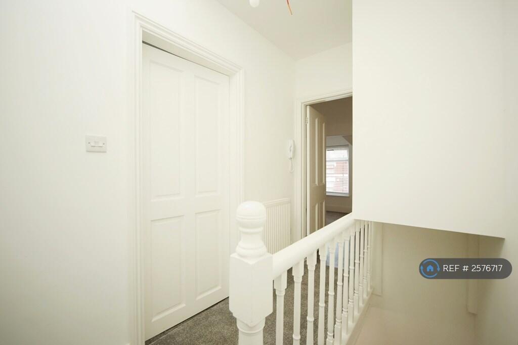 Additional image 9 of Mount Pleasant, Redditch, B97