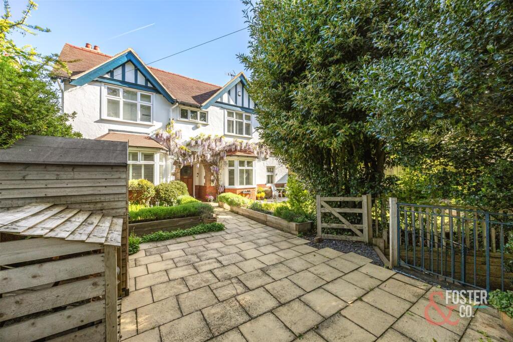 Additional image 51 of Surrenden Crescent, Brighton