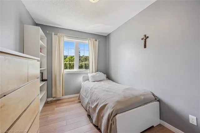 Additional image 24 of 23 Howe Dr Unit 8