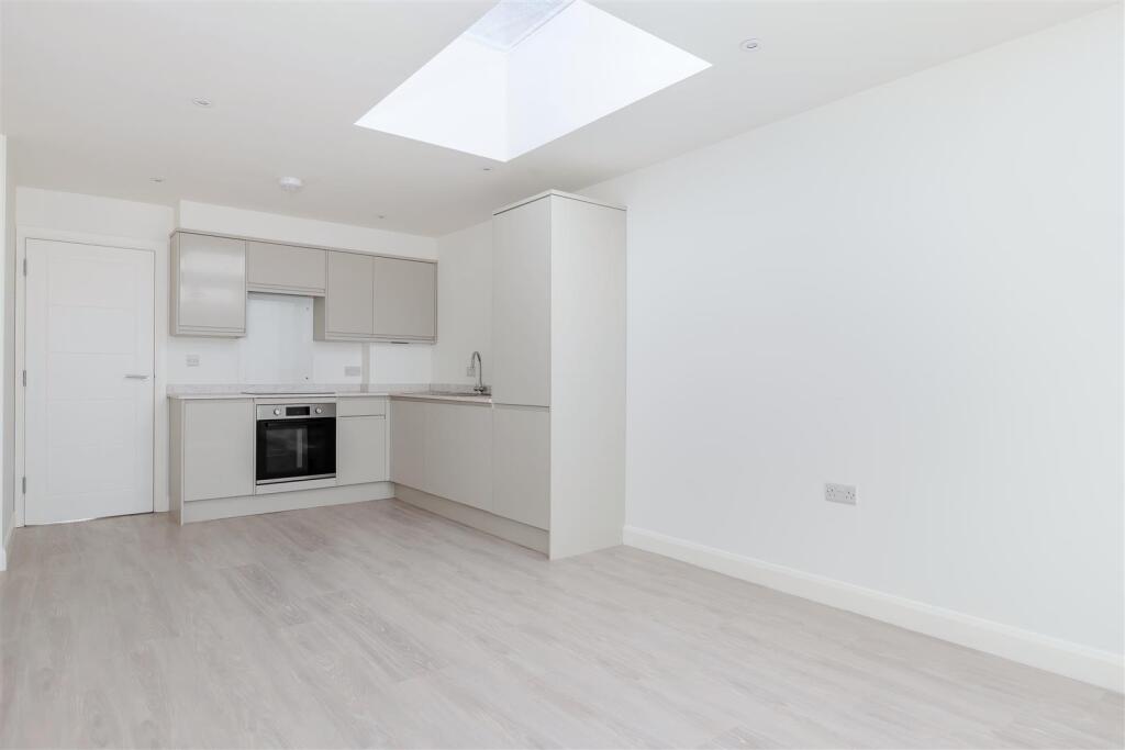 Additional image 14 of Northcourt Road, Worthing