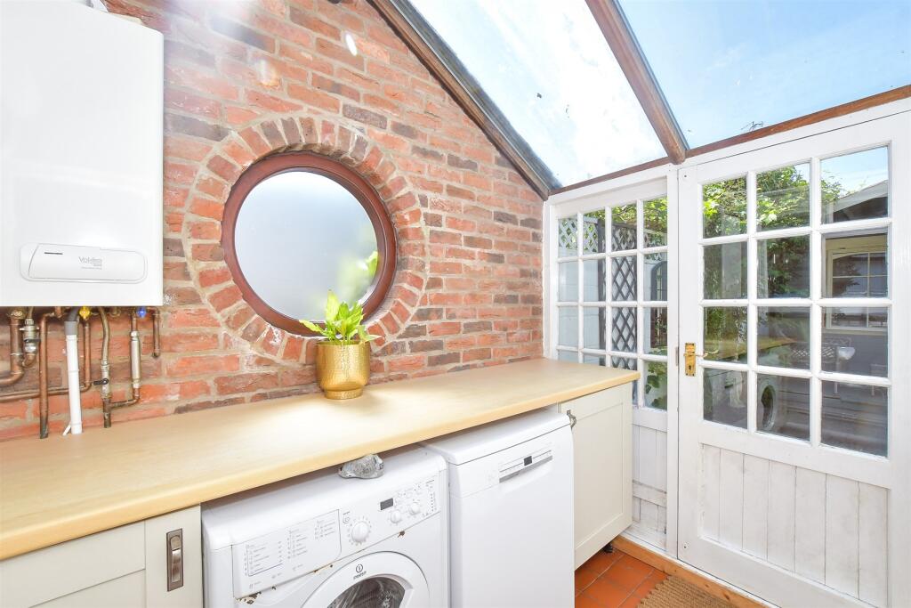 Additional image 8 of Fitzalan Road, Arundel, West Sussex