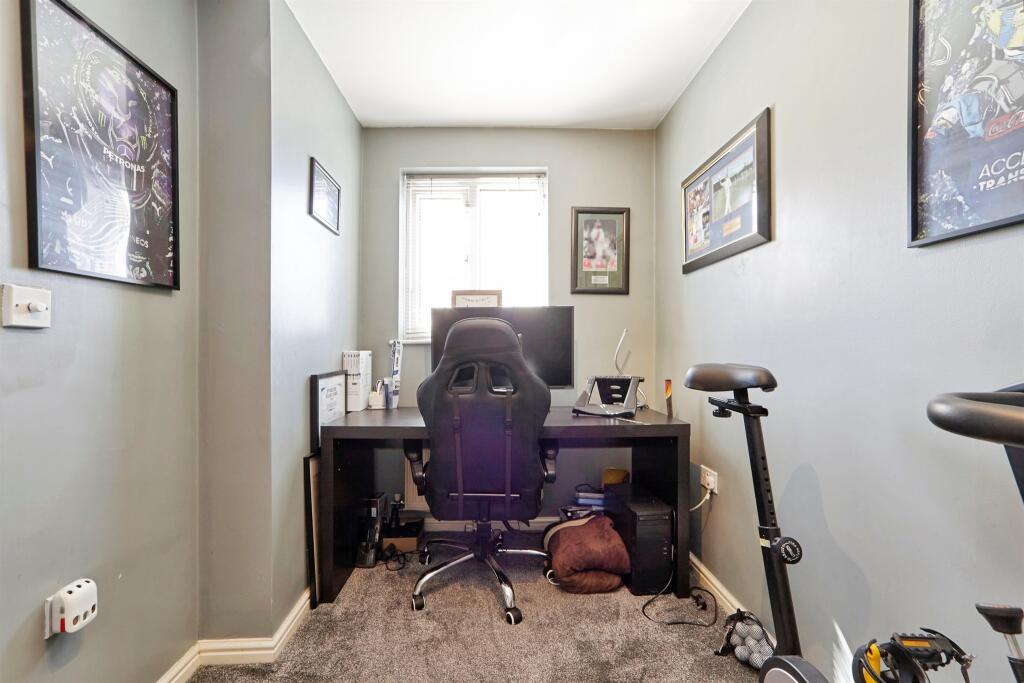 Additional image 8 of Loxley Close, BRADFORD