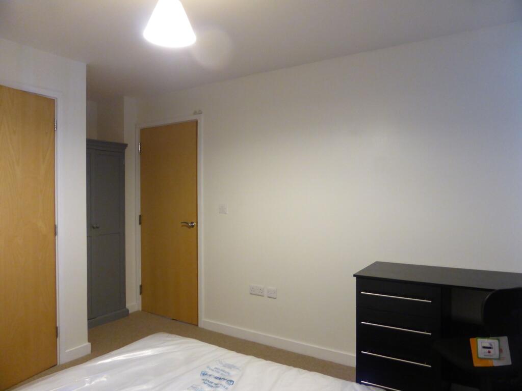 Additional image 13 of Stepney Court - P1620