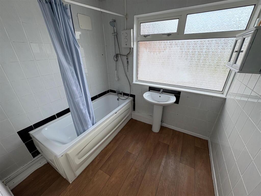 Additional image 4 of Trenholme Avenue, Bradford BD6