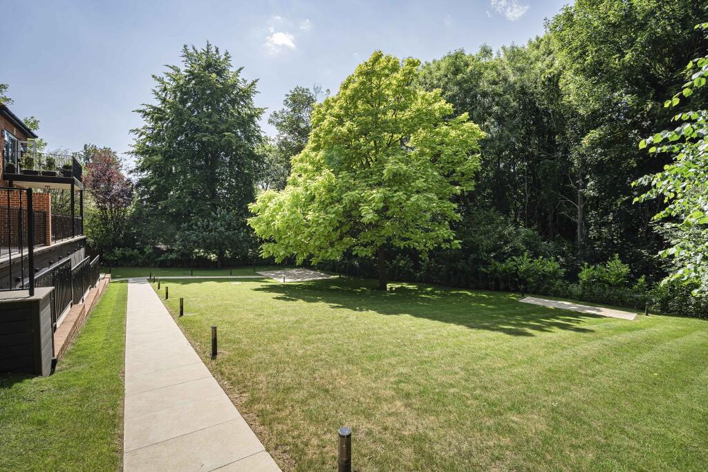 Additional image 23 of Mulberry Manor, New Road, Welwyn, Hertfordshire, AL6