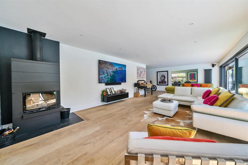 Additional image 36 of Eastworth Road, Verwood