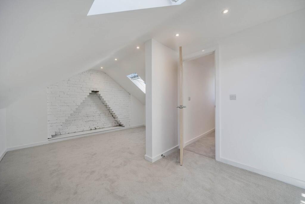 Additional image 13 of Pottery Road, Whitecliff, Poole