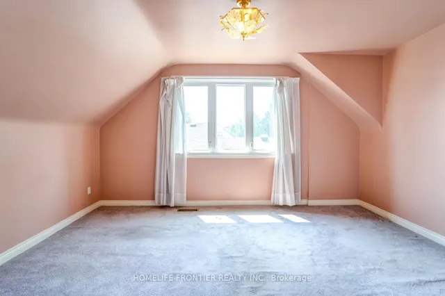 Additional image 24 of 23 Henley Cres