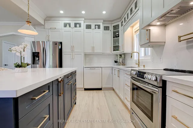 Additional image 9 of 428 Thomas Slee Dr