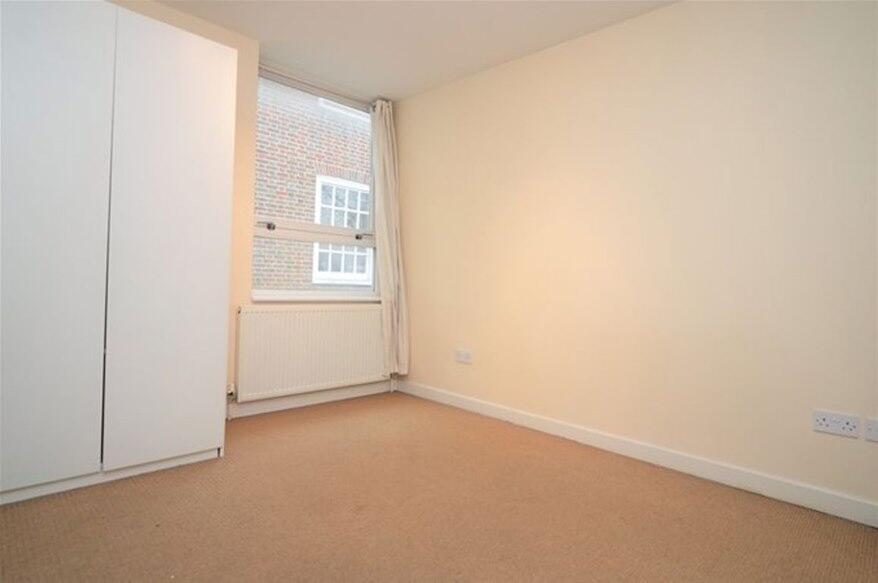 Additional image 5 of St Peters Street, St Albans, AL1