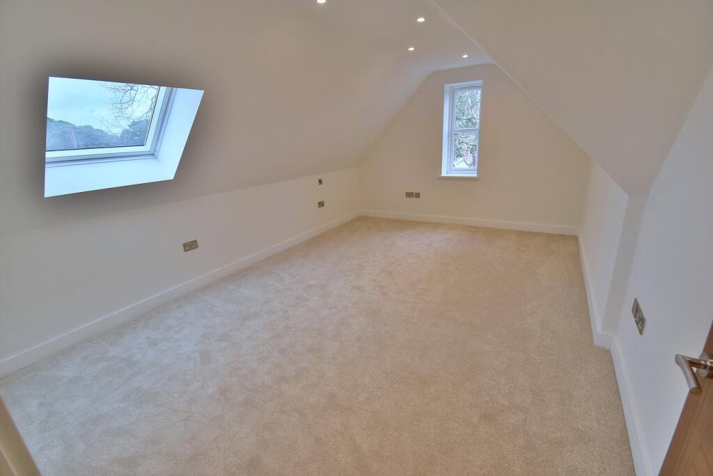 Additional image 12 of 14 Golf Links Road, Ferndown, BH22