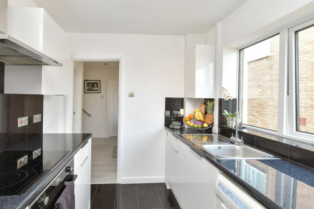 Additional image 5 of Hoddern Avenue, Peacehaven, East Sussex