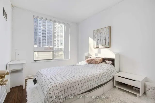 Additional image 12 of 23 Hollywood Ave Unit 105