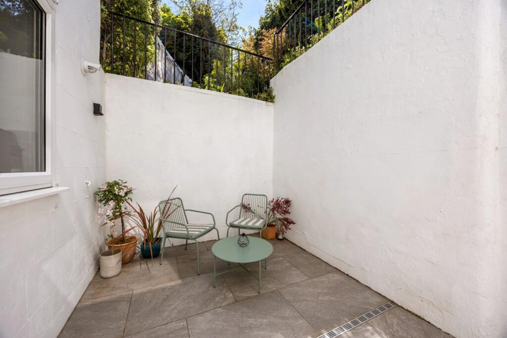 Additional image 4 of Compton Avenue, Brighton, BN1