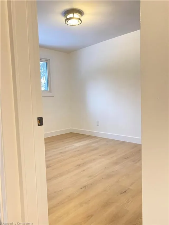 Additional image 21 of 79 Inwood Cres