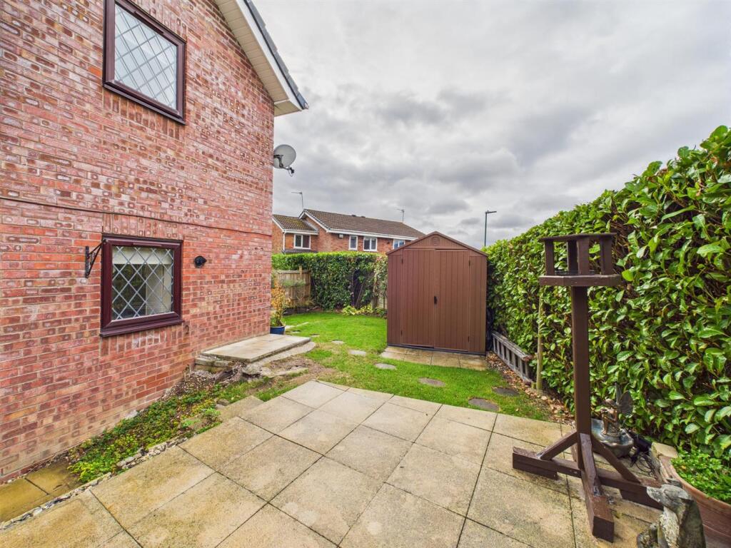 Additional image 11 of 47a Kinsham Drive Solihull B91 3UG