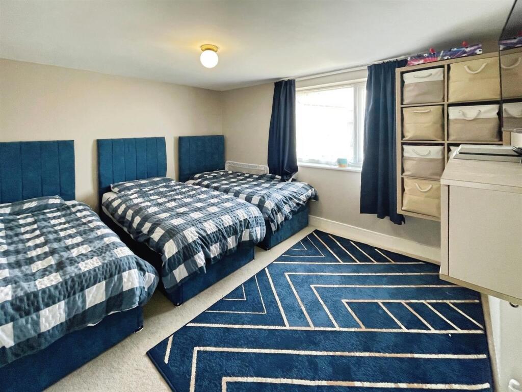 Additional image 11 of Spring Wood Gardens, Bradford, BD5