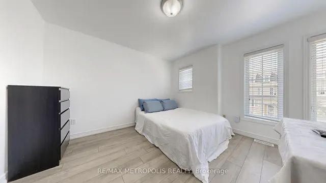 Additional image 17 of 301 Cook Rd