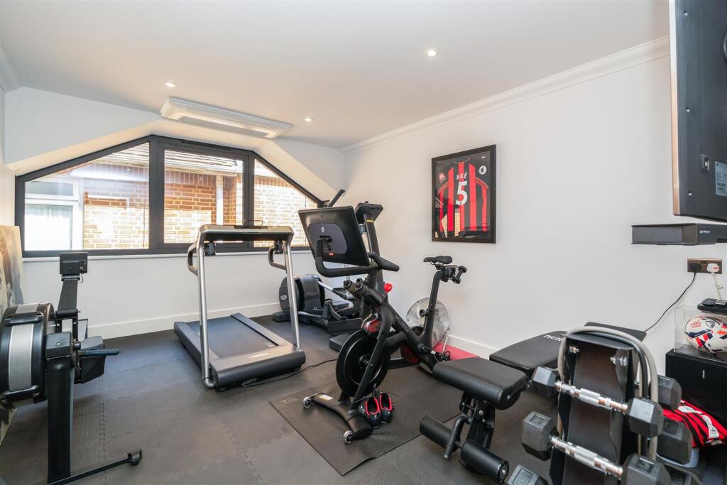 Additional image 19 of Elms Avenue, Lilliput