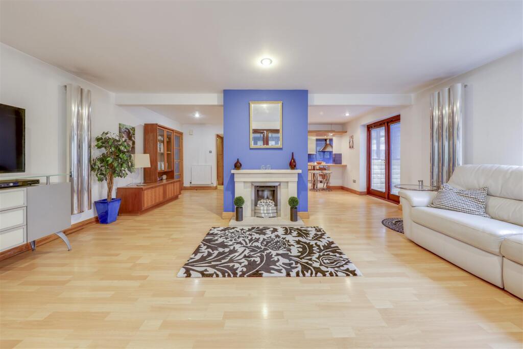 Additional image 11 of Bowling Green, Edenfield, Ramsbottom, Bury