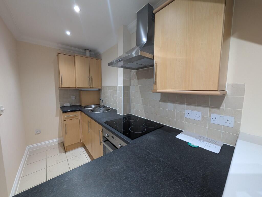 Additional image 4 of Richmond Park Road, Bournemouth, Dorset, BH8