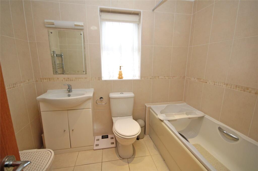 Additional image 12 of Chestnut Grove, New Milton, Hampshire, BH25
