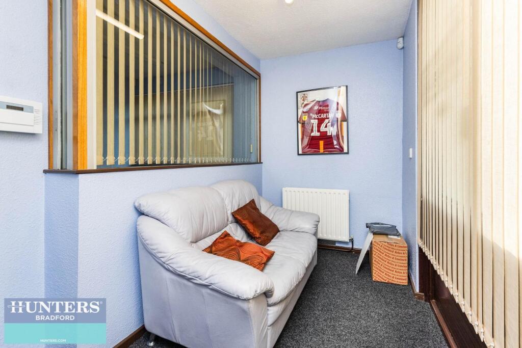 Additional image 21 of 471 Great Horton Road Bradford, West Yorkshire, BD7 3DL