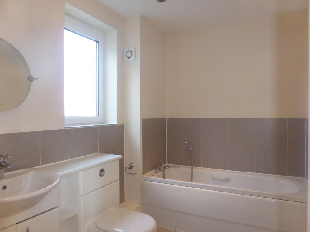 Additional image 4 of Stepney Court - P1372