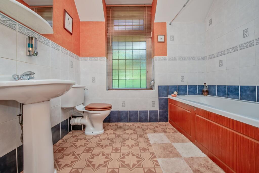 Additional image 19 of Hollingwood Mount, Great Horton, Bradford, BD7