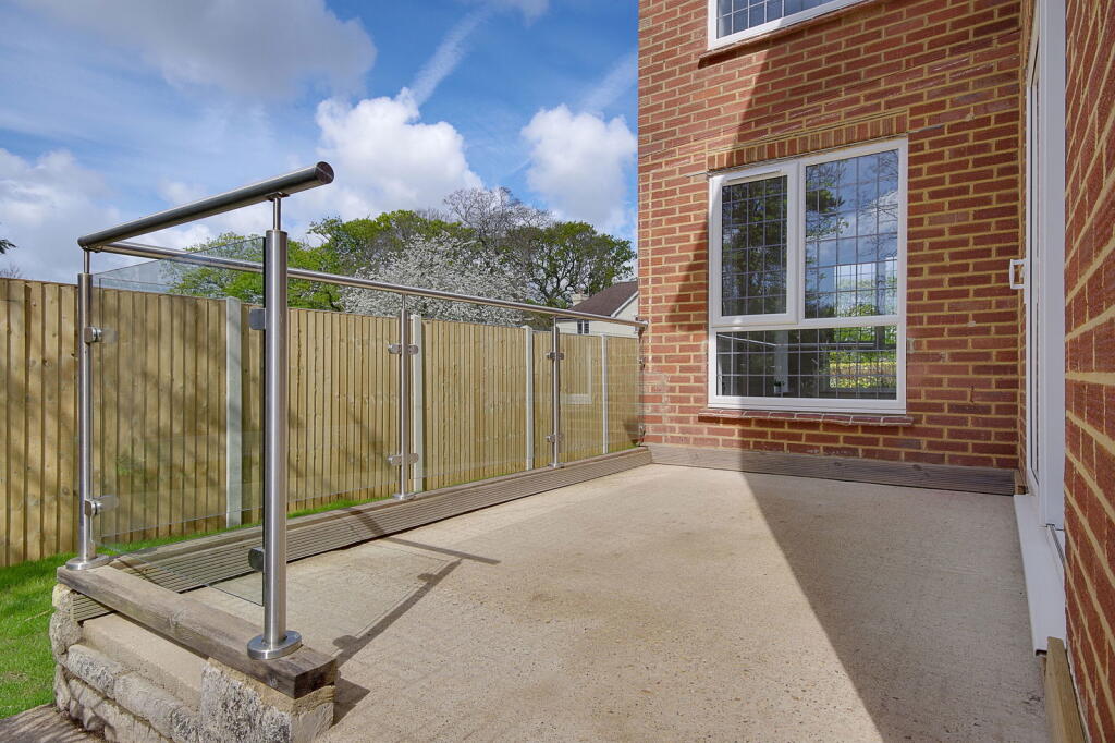 Additional image 43 of Queens Park, Bournemouth