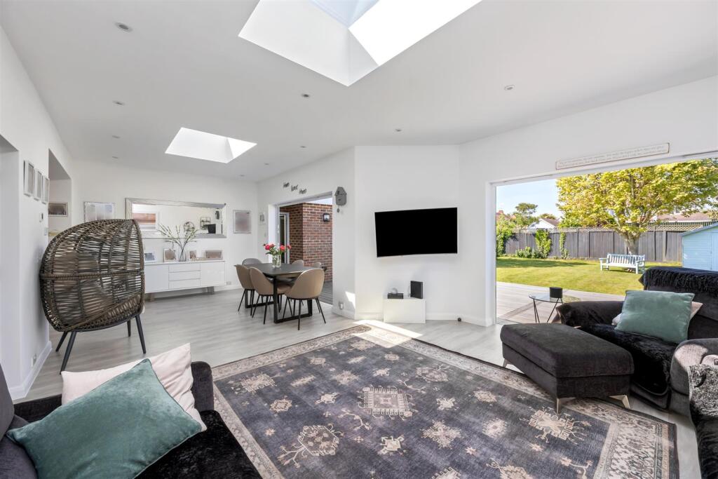 Additional image 6 of St. Lawrence Avenue, Worthing