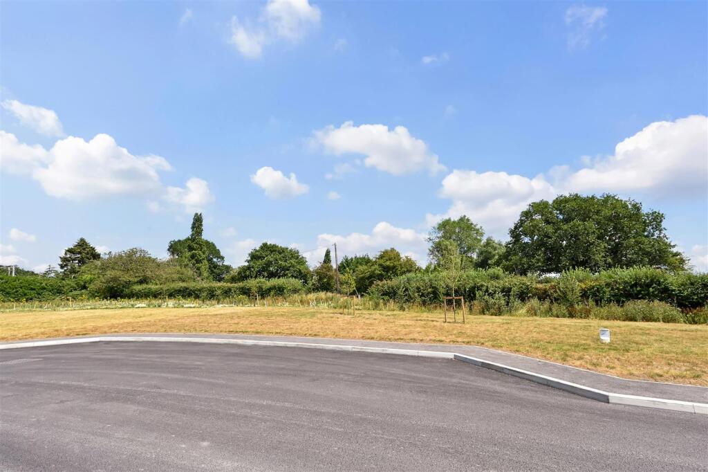 Additional image 15 of 7 Fig Tree Lane, Walberton